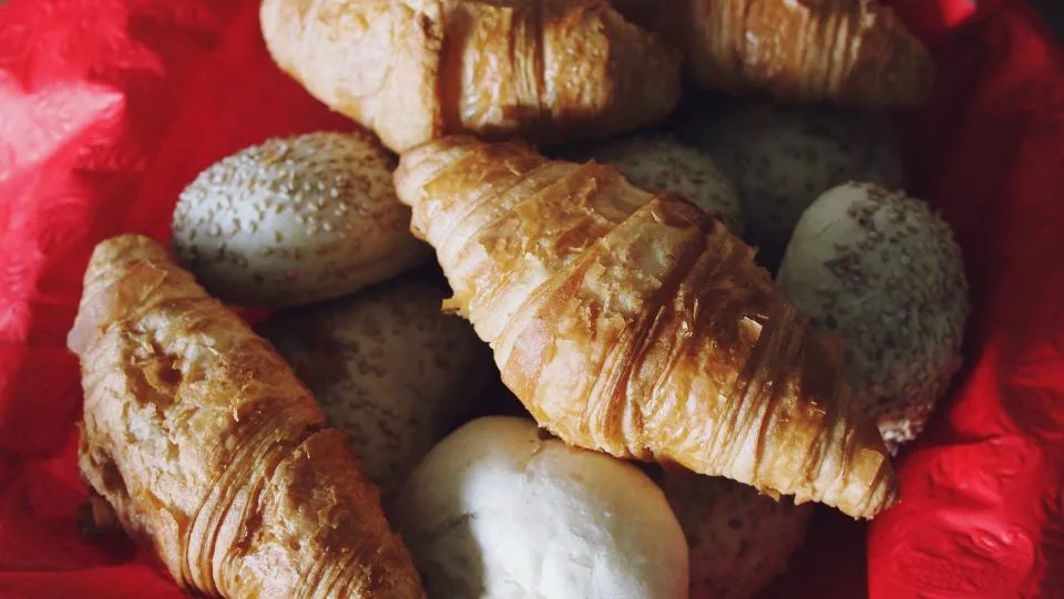 Croissants en koffiebroodjes
